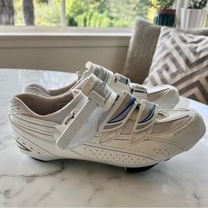 Shimano WR41 Cycling Shoes - SPD-SL Cleats Already Installed Size 43 (10.4 Wms)